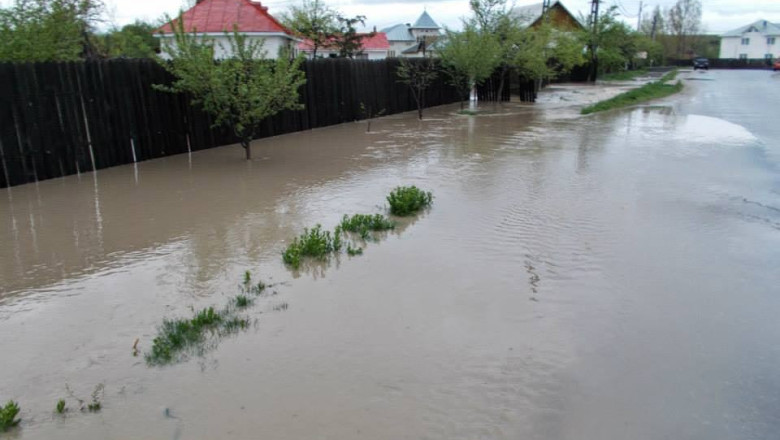 FOTO VIDEO. Orasul Potcoava, inundat inainte de Paste Imagine