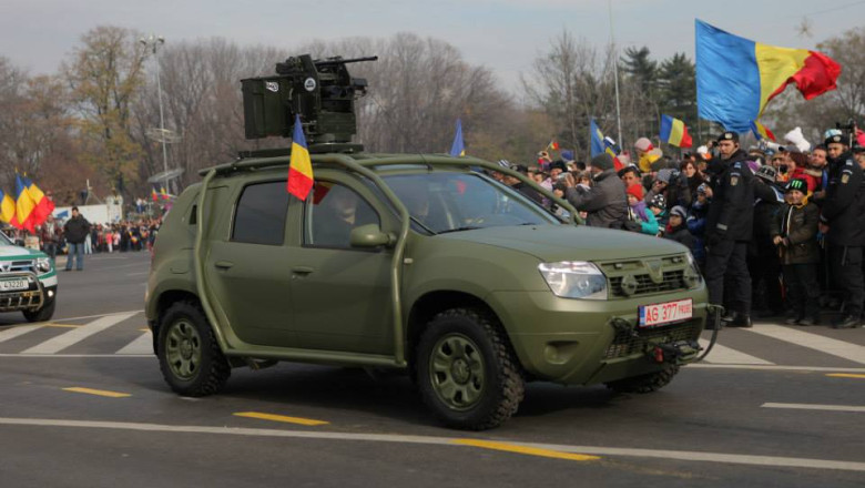 FOTO VIDEO. Totul despre Dacia army – masina echipata cu mitraliera si sisteme de protectie militare Imagine
