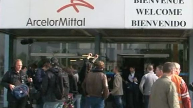 Francezii pedepsesc firmele care inchid fabrici Imagine