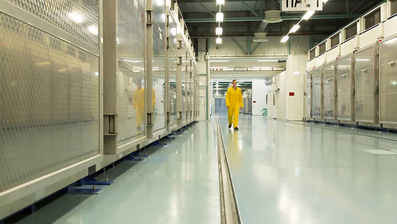 Franta avertizeaza Iranul: Ar fi o eroare grava si periculoasa sa se creada ca acordul nuclear va ramane pe masa la nesfarsit Imagine