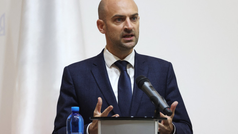 Franta este deschisa invitarii imediate a Ucrainei in NATO Imagine