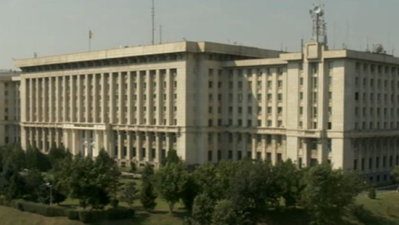 Fraudarea concursurilor in unitati MapN. Doi generali, condamnati Imagine