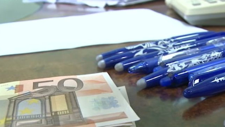 Fraudarea examenului de Bacalaureat, la un liceu din Arad: 500 de euro pentru 6 la Matematica Imagine