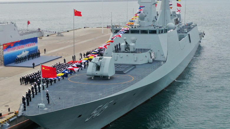 Fregata de noua generatie care ar putea deveni „coloana vertebrala” a Marinei chineze. Ce capacitati are nava militara Imagine
