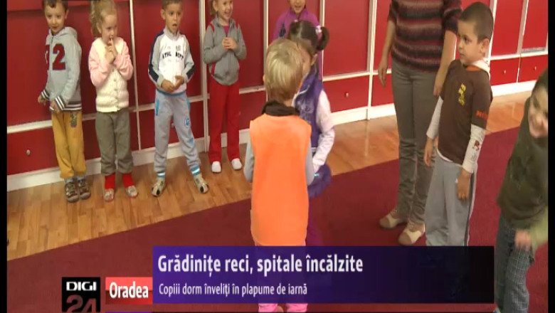 Frigul din gradinitele oradene, infruntat de copii cu haine groase si plapumi de iarna Imagine