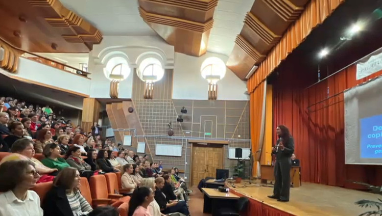 Fundatia Destiny, serie de seminarii despre adictii Imagine