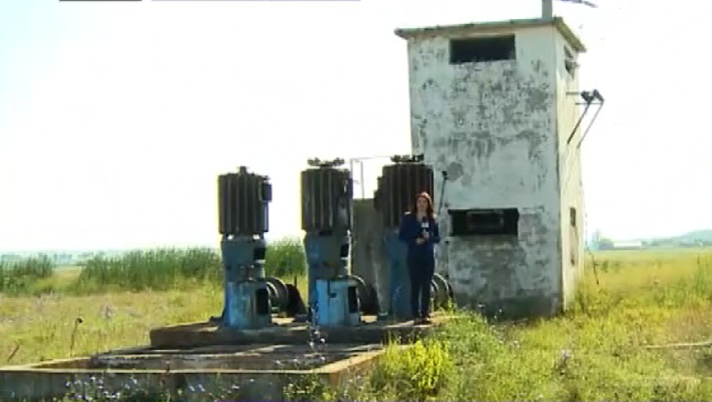 Furtul, sport national. In comuna Victoria, in doar cativa ani, s-au furat toate componentele celor 4 statii de irigatii Imagine