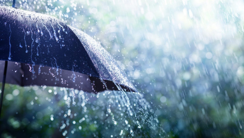Furtuni cu grindina si vijelii in jumatate de tara. Atentionare de vreme rea de la meteorologi Imagine