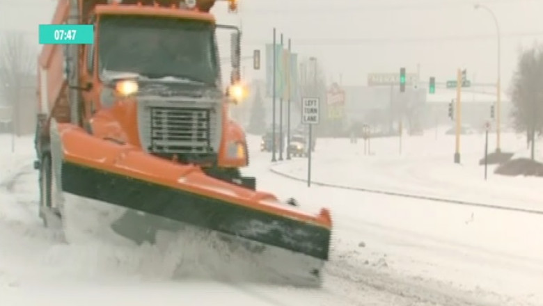 Furtuni de zapada in SUA. Stratul de omat a atins 30 de centimetri Imagine