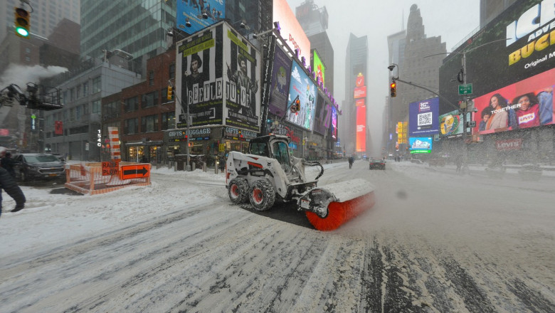 Furtuni periculoase asteptate in SUA. Biden ii indeamna pe americani sa plece la drum de pe acum daca au planuri de Craciun Imagine