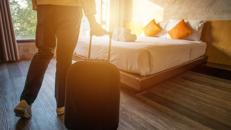 Furturile din hotelurile bulgare, in continua crestere. Turistii iau acasa de la prosoape la televizoare sau saltele Imagine