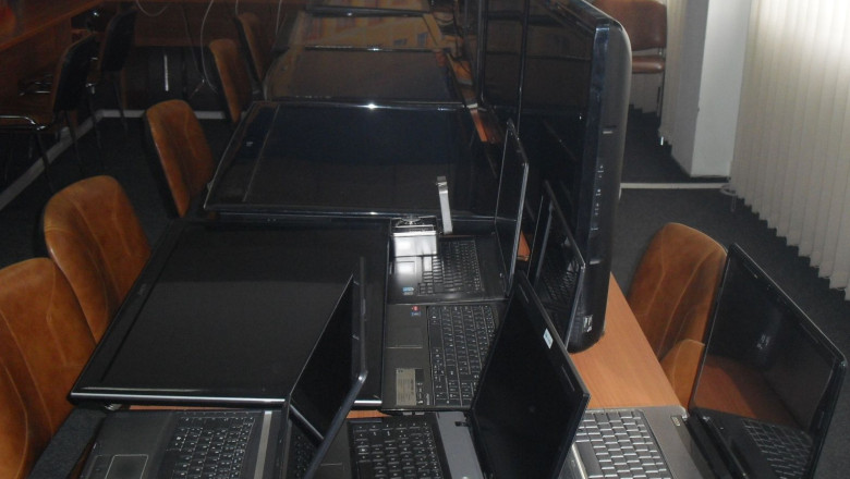 Furturile din locuinte, „in floare” la Timisoara. A fost prins un ”colectionar” de televizoare si laptopuri Imagine