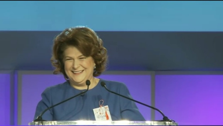 Gafa a prezentatorului la intalnirea femeilor din PSD Imagine