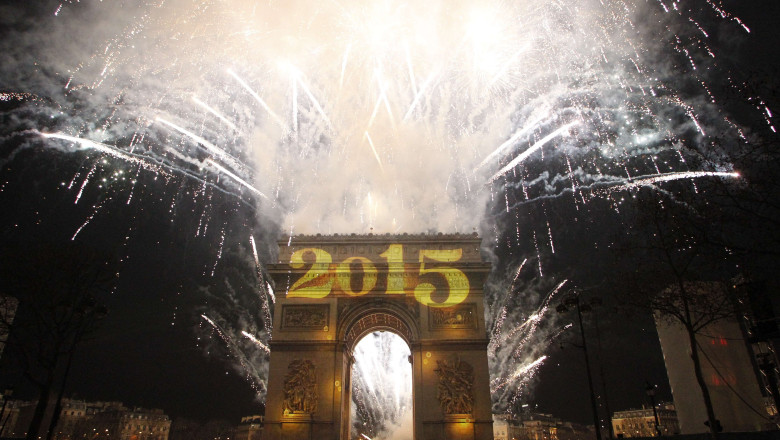 GALERIE FOTO. Cele mai frumoase focuri de artificii Imagine