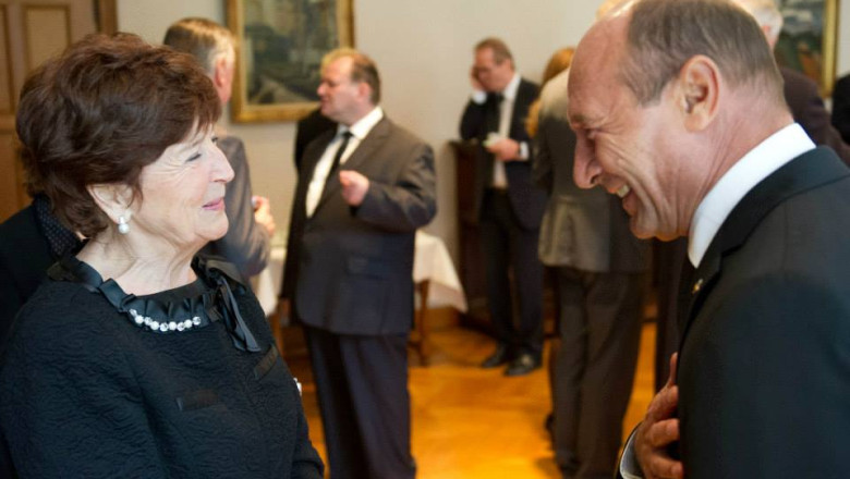 GALERIE FOTO. Presedintele Traian Basescu, la funeraliile lui Wilfried Martens Imagine