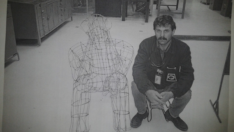 Ganditorul de la Hamangia si perechea sa au fost marite de 100 de ori de un sudor Imagine