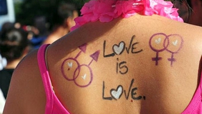 Gay Pride 2013: Marsul a fost pasnic in orasele europene, dar nu si la Moscova Imagine