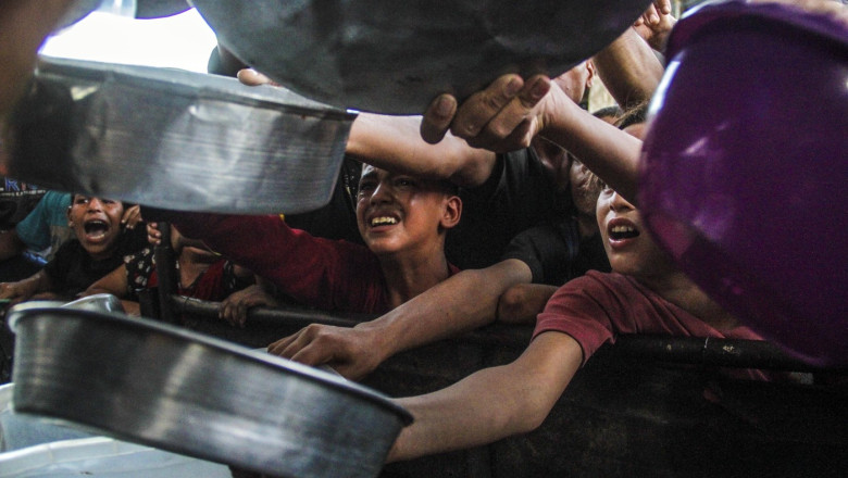 Gaza, la limita supravietuirii: ONU anunta epuizarea totala a ajutoarelor alimentare Imagine