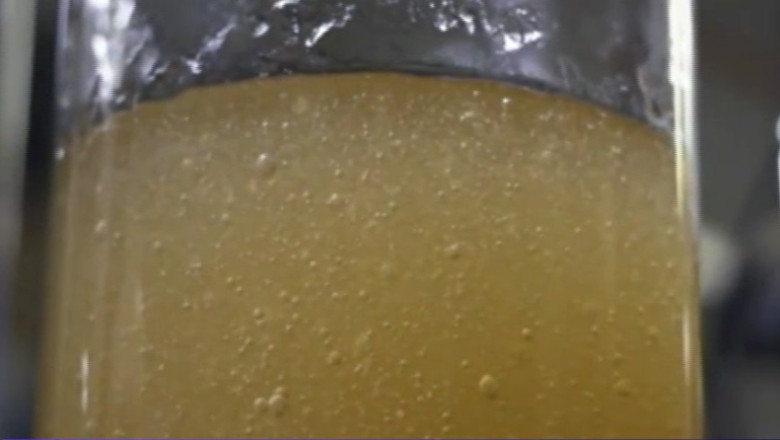 Gelul care opreste sangerearea, in teste Imagine