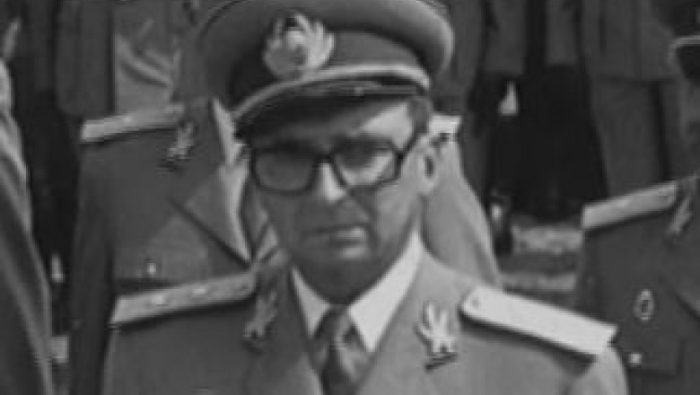 Generalul Pacepa, invitat in Romania Imagine