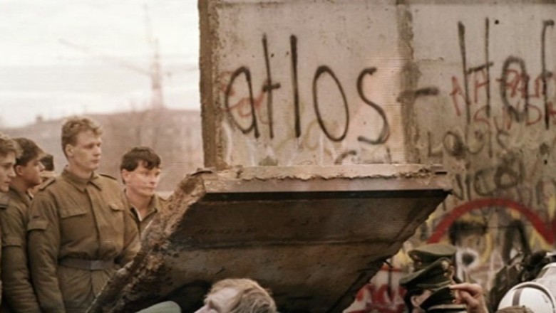 GENERATIA REVOLUTIEI. 1989, anul in care comunismul a cazut in Europa de Est Imagine