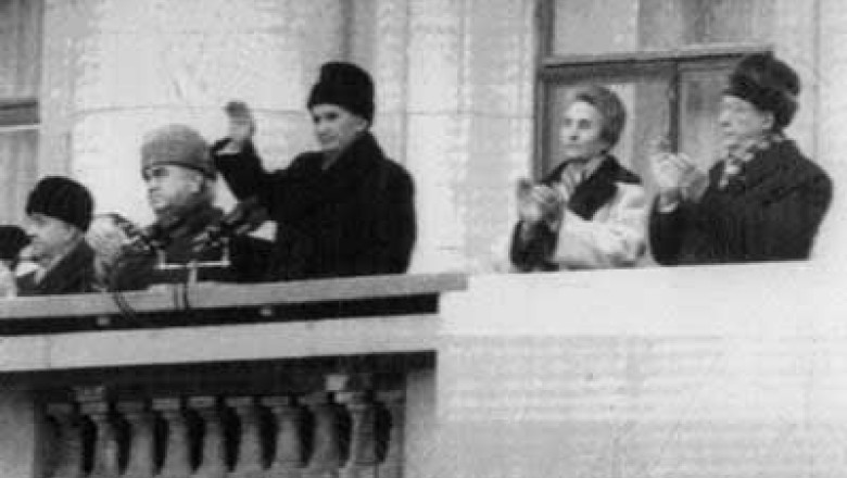 GENERAtIA REVOLUtIEI. Ceausescu a fugit pe 22 decembrie, dar sute de romani au cazut in continuare victime diversiunii teroriste Imagine