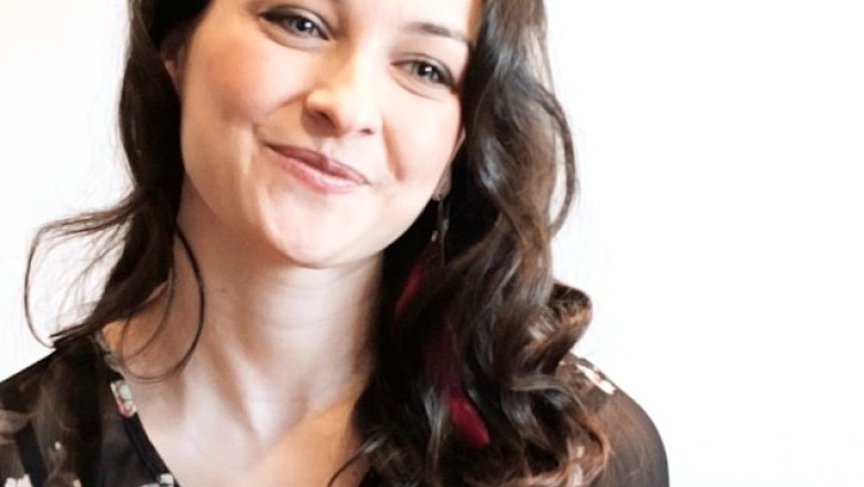 Generatia X|Digi24. O romanca actrita in Canada Imagine