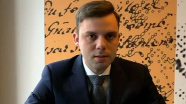 GENERAtIA X|Digi24. Povestea romanului care a ajuns consilier al vicepresedintelui BEI Imagine