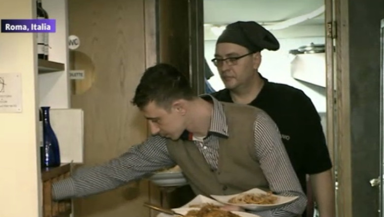 Generatia X|Digi24. Romanii in Italia, de la „suntem sclavii lor” la „din client am devenit prieten” Imagine