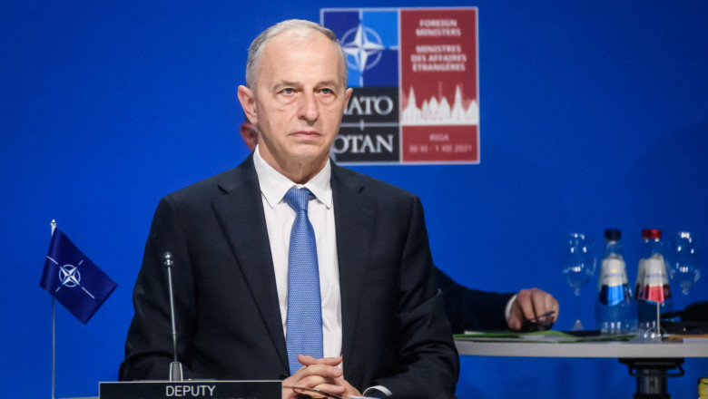 Geoana: Vom sustine Ucraina cat timp este nevoie. Niciun simulacru de referendum nu ne va descuraja Imagine