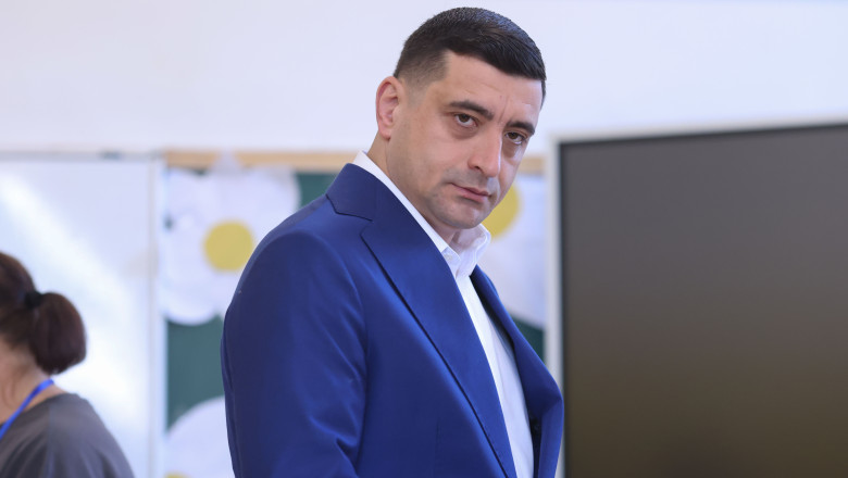 George Simion, mesaj in engleza pentru sustinatorii din afara tarii. „Nu putem acuza o manipulare semnificativa a buletinelor de vot” Imagine