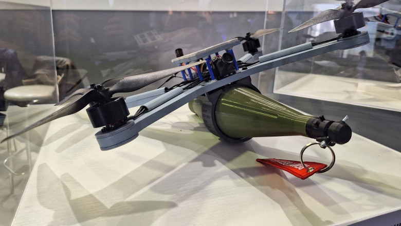 Germania a inceput finantarea producerii de drone kamikaze pentru Ucraina. Acestea au o raza de actiune de 1.200 kilometri Imagine