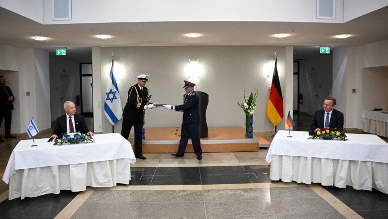 Germania, acord "istoric" cu Israel pentru aparare aeriana. Ce e scutul antiracheta Arrow-3, in valoare de 3,5 miliarde de dolari Imagine