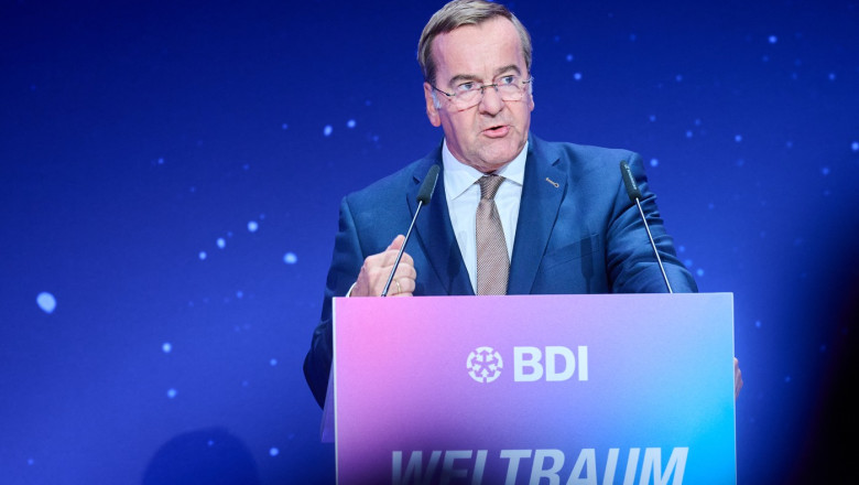 Germania avertizeaza ca satelitii Rusiei ii urmaresc pe cei germani. „Ii pot perturba, orbi, manipula” Imagine