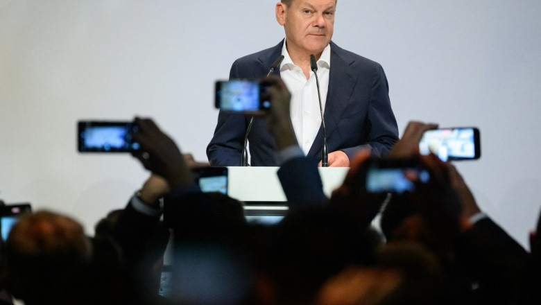 Germania e impotriva interzicerii turistilor rusi. „Mi-e greu sa inteleg astfel de cereri”, spune cancelarul Olaf Scholz Imagine