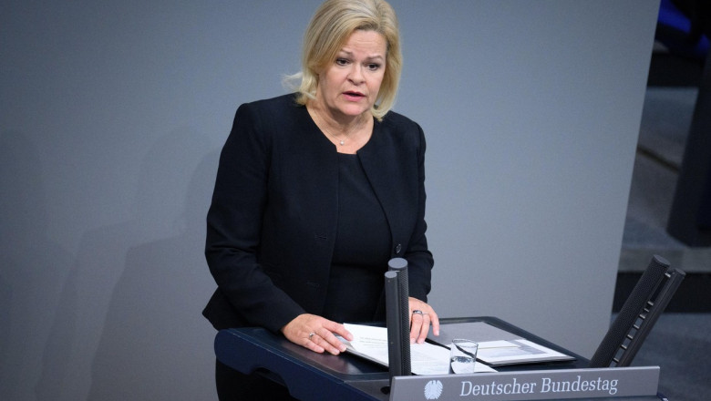 Germania nu renunta la controalele de la frontierele cu Polonia, Cehia si Elvetia Imagine