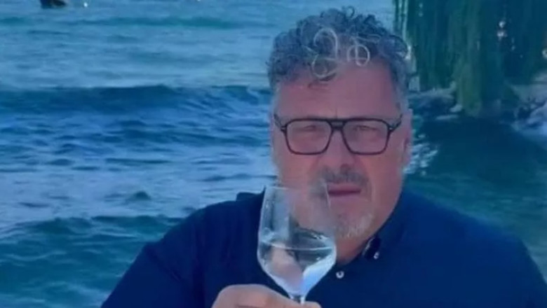 Gest inedit al unui primar din Italia. A baut apa direct din lac pentru a demonstra ca nu e contaminata Imagine