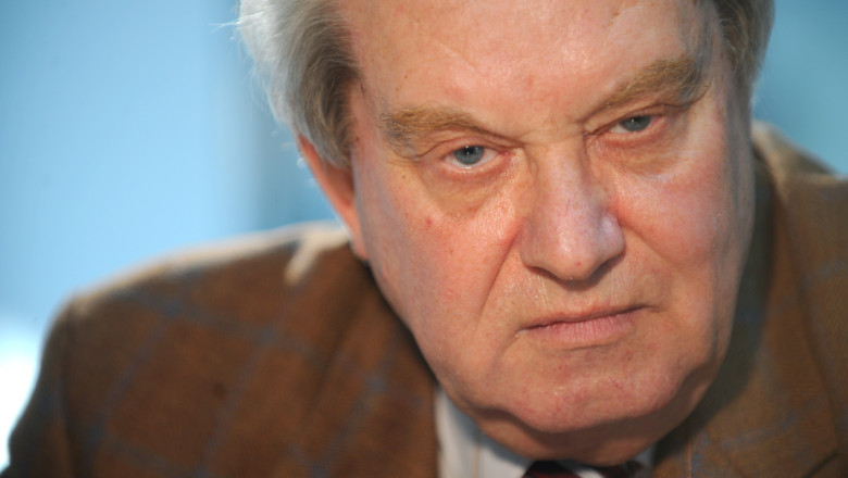 Gheorghe Mencinicopschi a venit la DNA Imagine