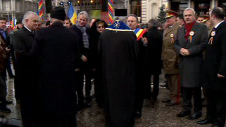 Gheorghe Nichita si Crin Antonescu au fost huiduiti la Iasi Imagine