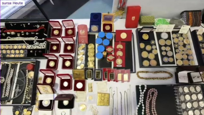 Ghicitoare din Romania, cautata in Austria. In casa femeii au fost gasite aproape 7 milioane de euro si 25 kilograme de aur Imagine