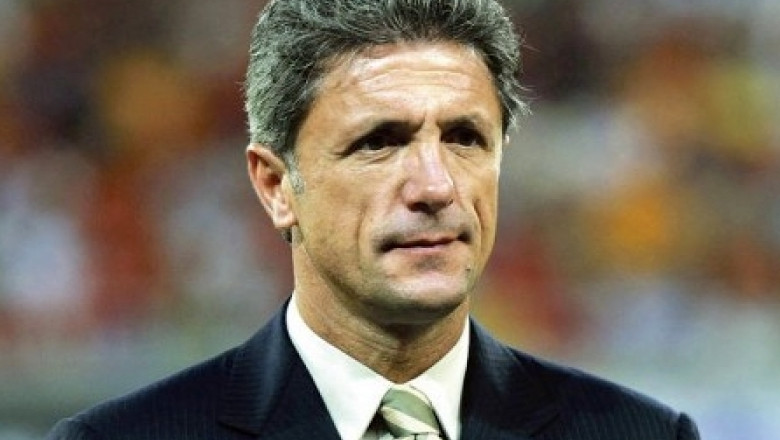 Gica Popescu paraseste pentru o zi Penitenciarul Rahova. El merge la inmormantarea tatalui sau Imagine