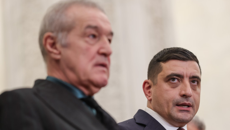 Gigi Becali l-a vizitat azi-noapte pe George Simion, la Parlament: „Am venit sa consolam baiatu'!” Imagine