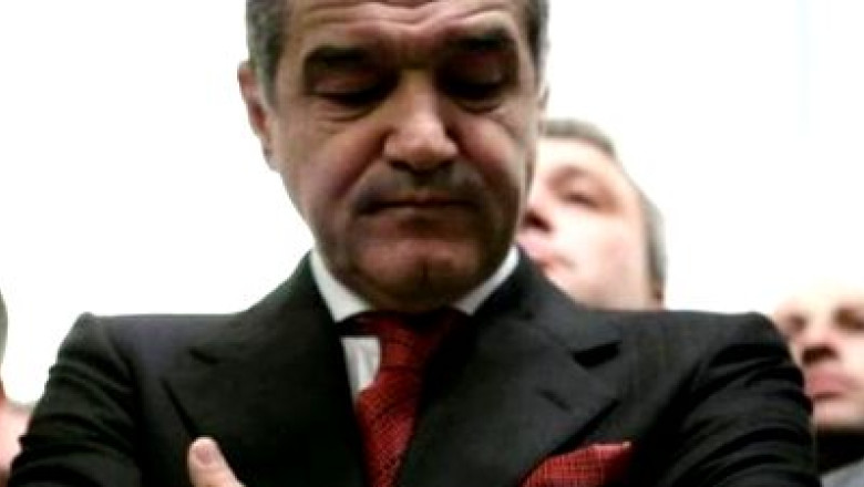 Gigi Becali ramane in arest  Imagine