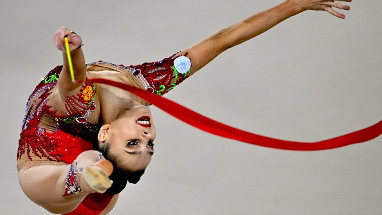 Gimnastii rusi refuza sa concureze in competitiile internationale sub steag neutru. Federatia „e de acord cu pozitia lor” Imagine