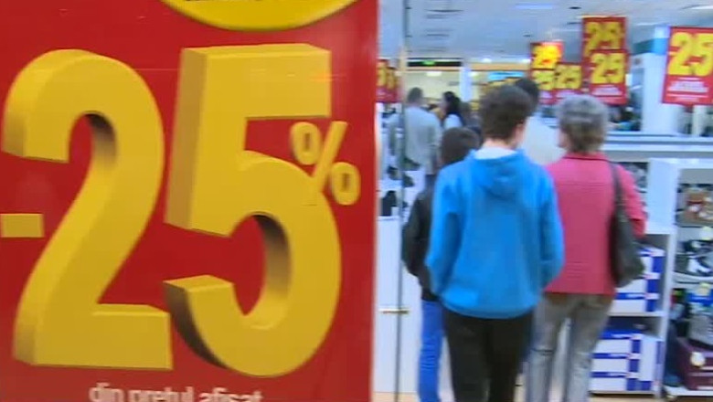 Goana dupa reduceri intr-unul din mall-urile clujene Imagine