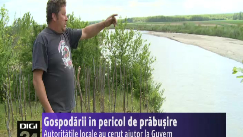 Gospodarii din Morunglav-Olt, in pericol de prabusire. Autoritatile locale au cerut ajutor la Guvern Imagine
