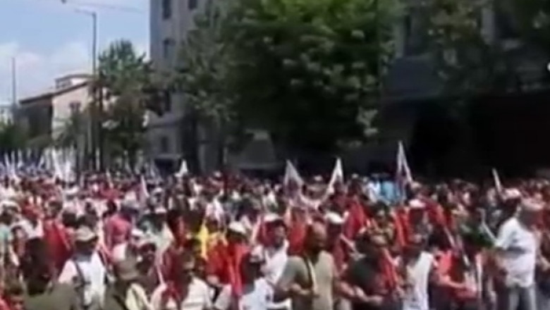 Grecia. Cadrele medicale protesteaza fata de masurile de austeritate Imagine