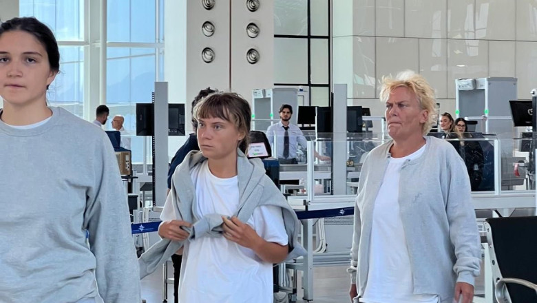 Greta Thunberg si peste 170 de activisti, numiti de Israel „provocatori”, au fost deportati in Grecia si Slovacia Imagine
