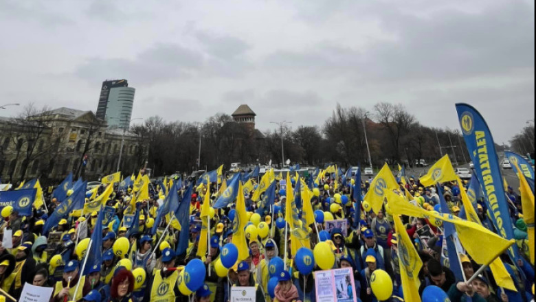 Greva generala in Sanatate, pregatita de sindicalisti. Mii de medici, asistente si infirmiere protesteaza in Bucuresti Imagine