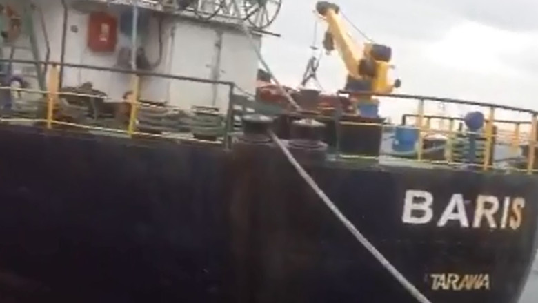 Greva in Portul Constanta. Trei marinari de pe o nava incarcata cu ingrasaminte chimice au intrerupt lucrul Imagine
